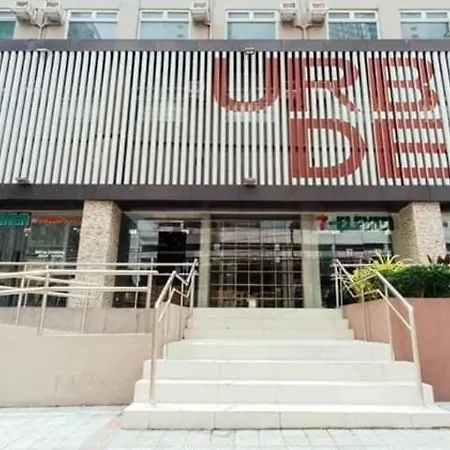 Urban Deca Tower Oyo Aparthotel